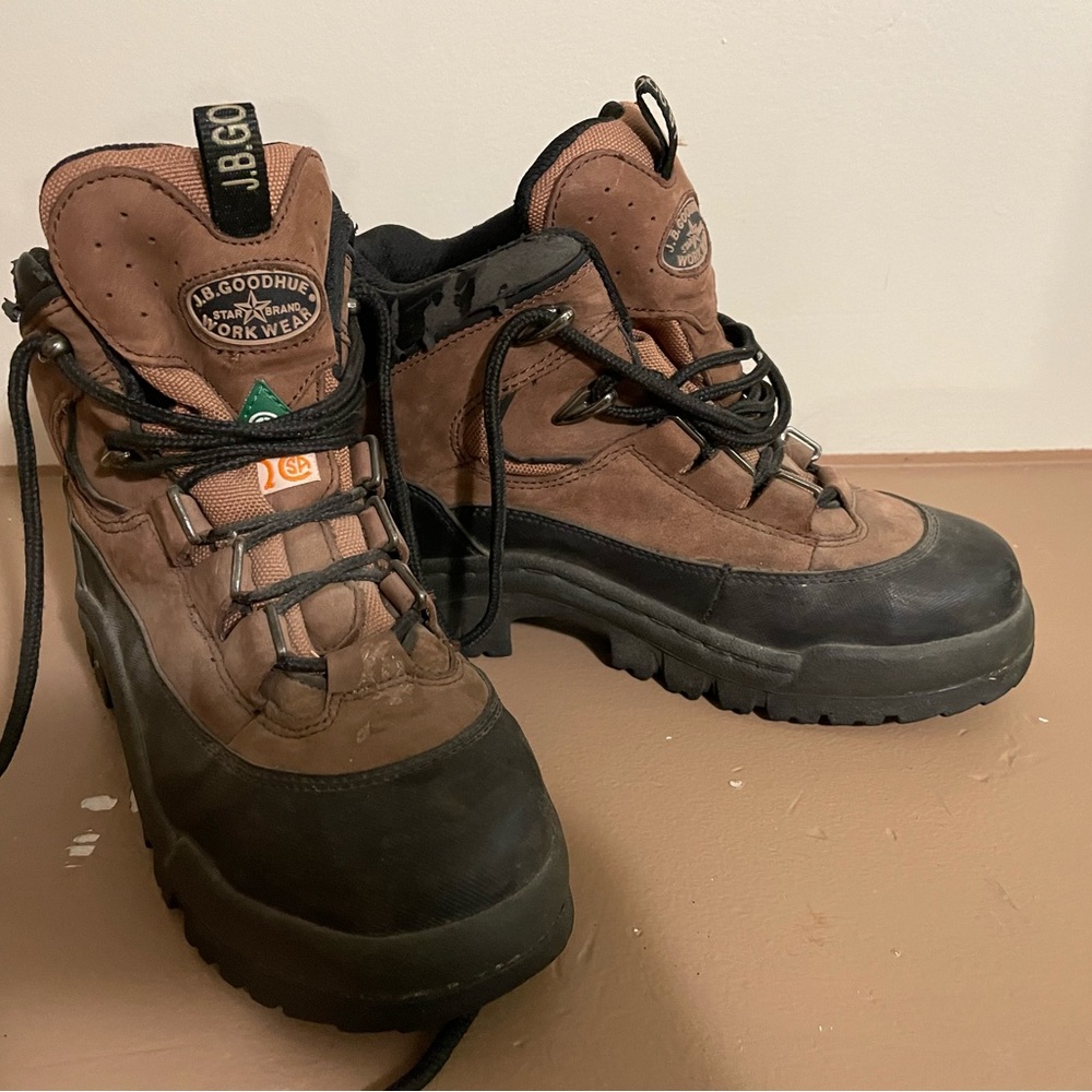 JB Goodhue steel toed hiking boots. Worn 4 times.